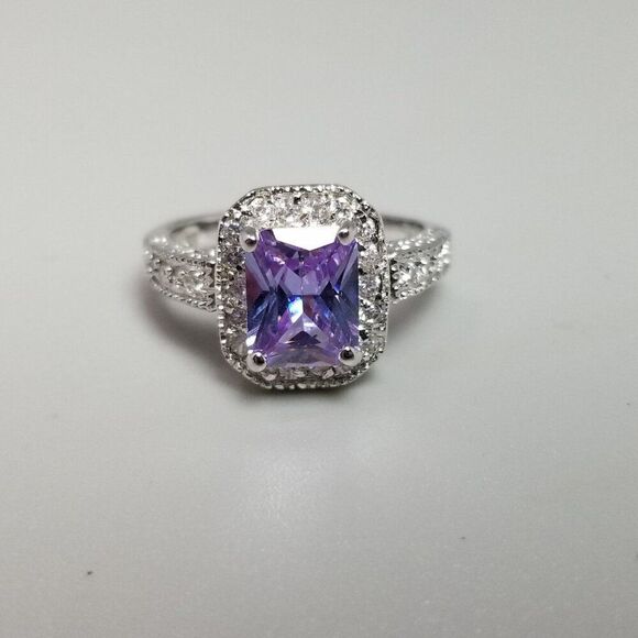 Vintage Sparkly Purple Rhinestone Ring, Silver Tone Size 9 Band, Emerald Shape - Picture 2 of 9
